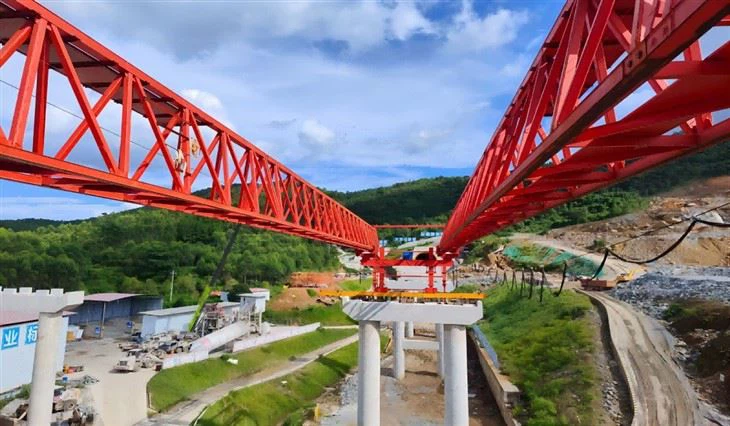 launching girder bridge construction (2)